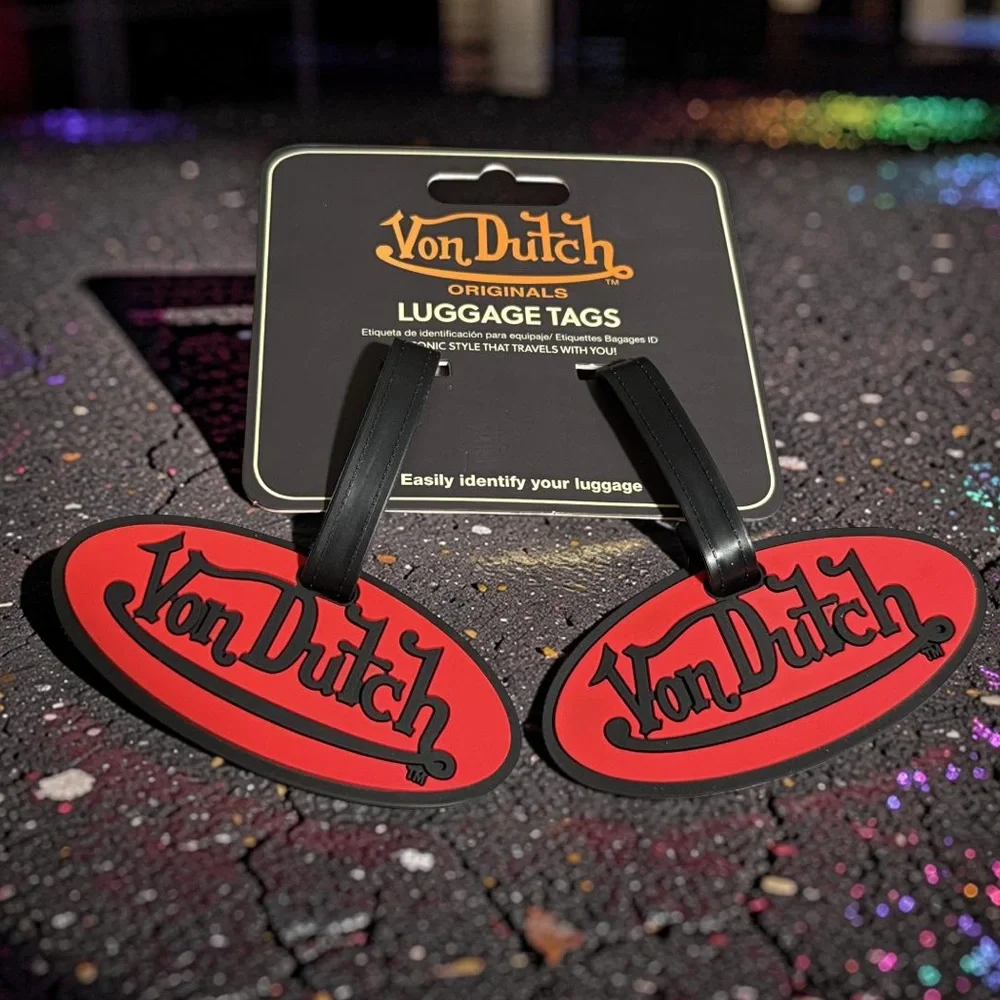 Von Dutch Originals NWT Red and Black Oval Luggage Tag Duo